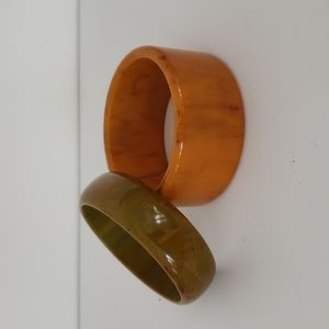 Vintage Bakelite Plastic Bracelets